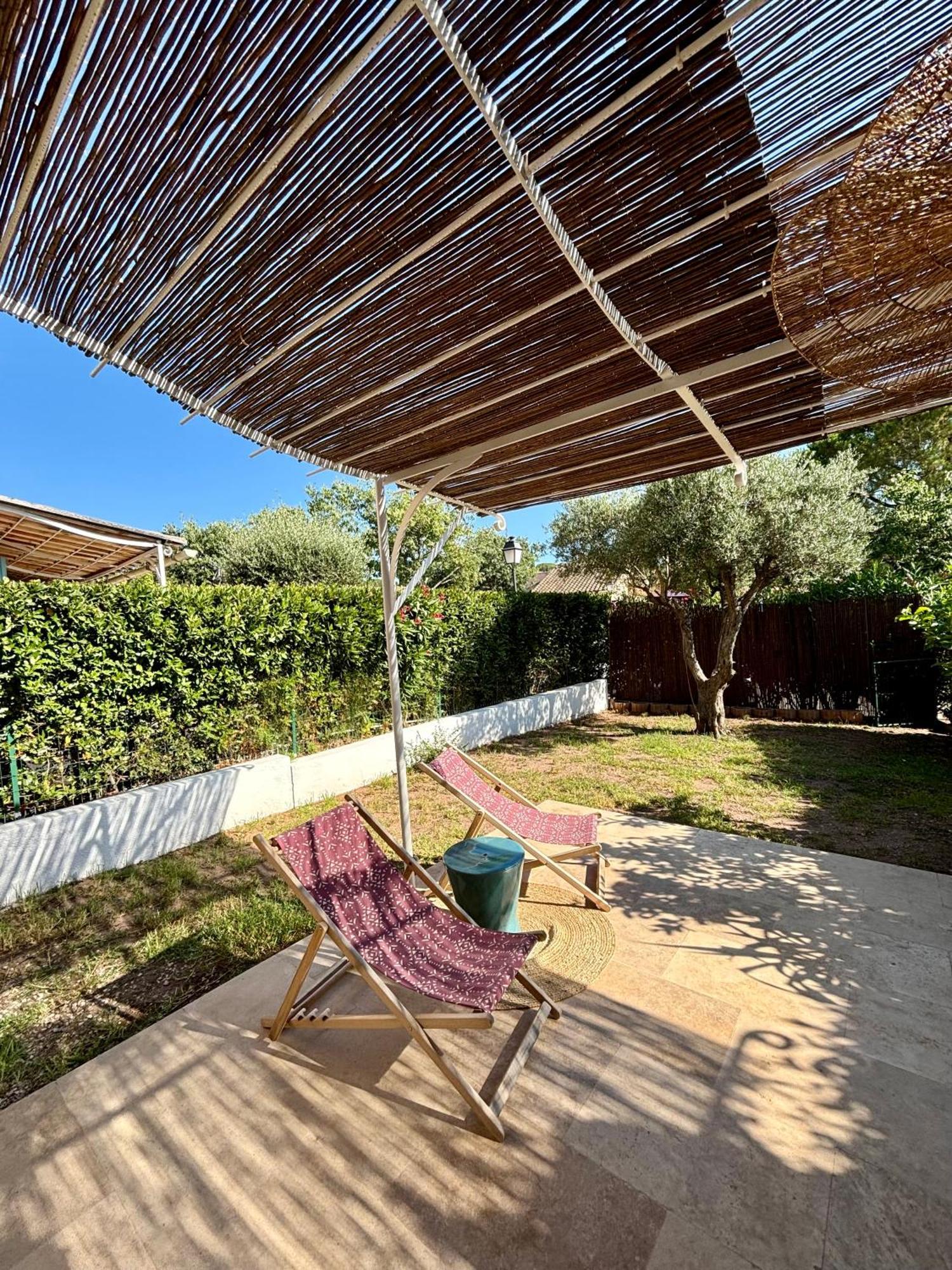 Bastidon Paisible Dans Residence Avec Piscine Fréjus Buitenkant foto